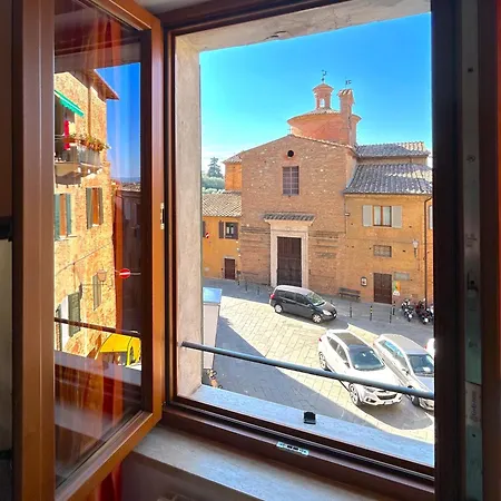 Casa Piazzetta Siena